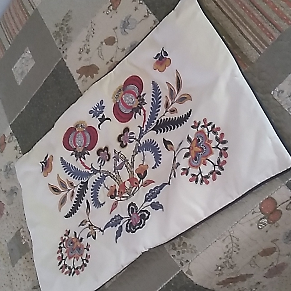 Pillow cover